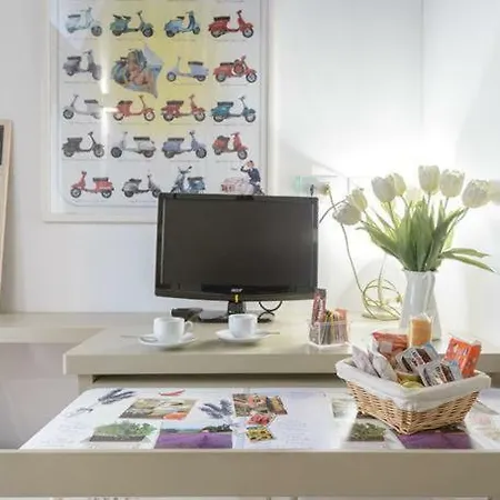 Trastevere Mini Flat 2 - Rhome4u * רומא